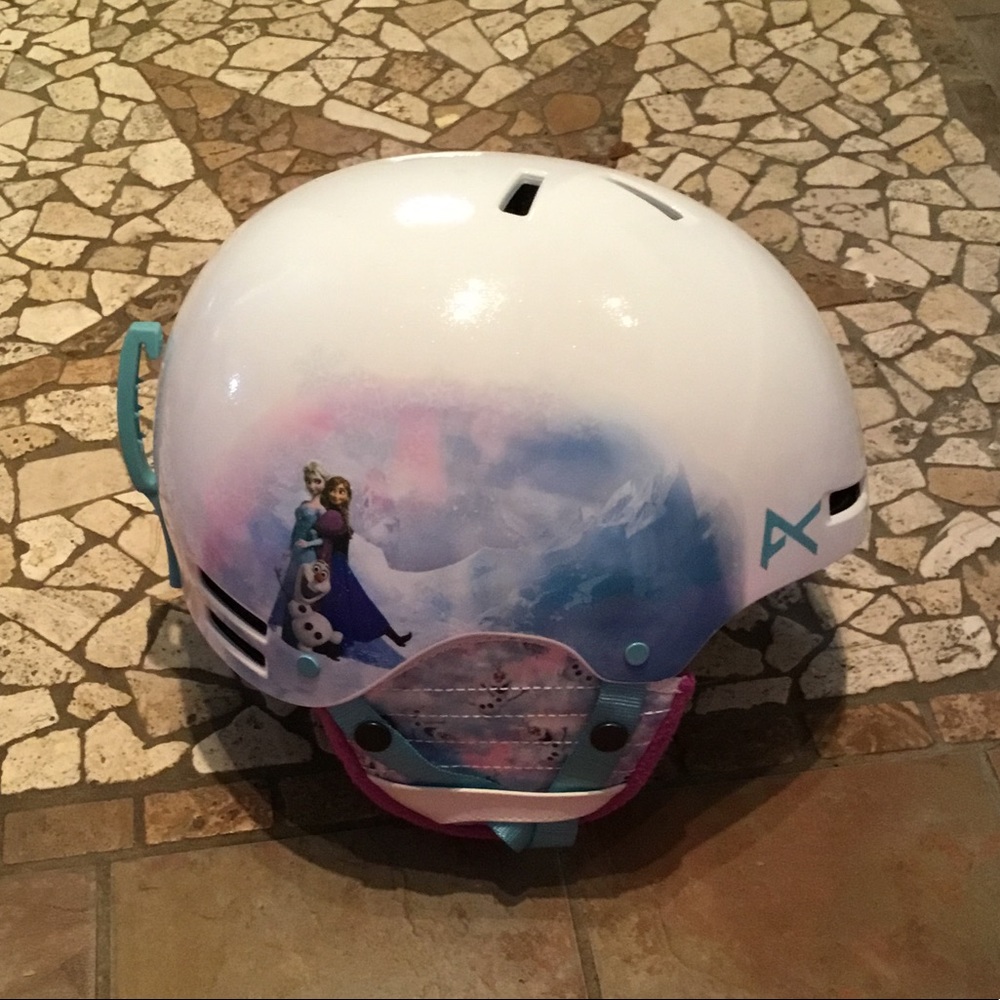 Youth ski helmet with goggles